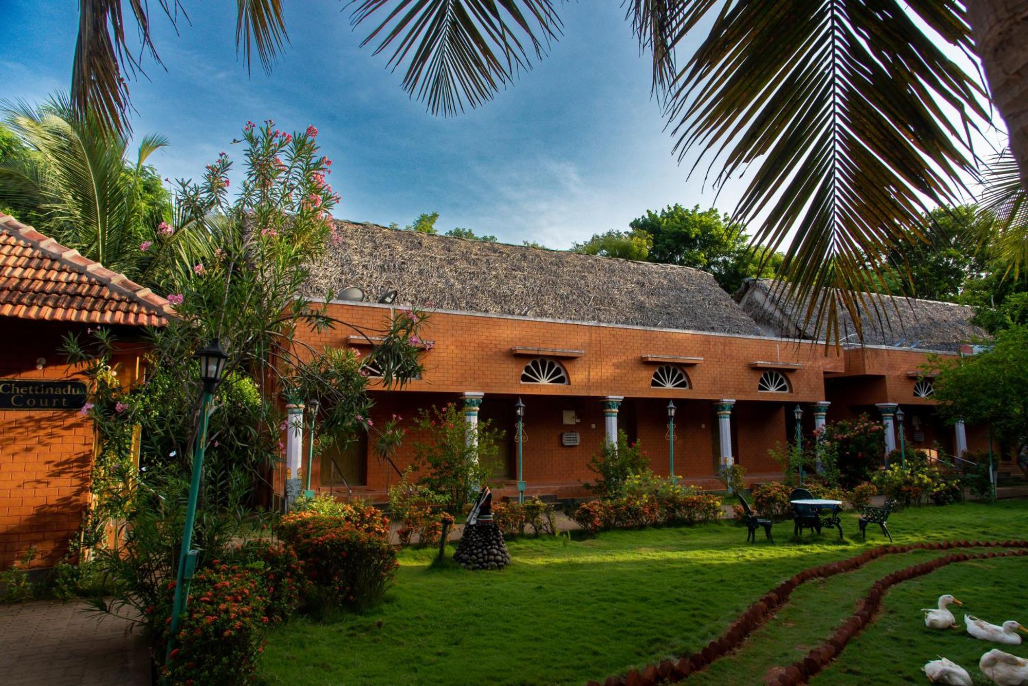 Chettinadu Court- Heritage View Kanadukattan Exterior photo