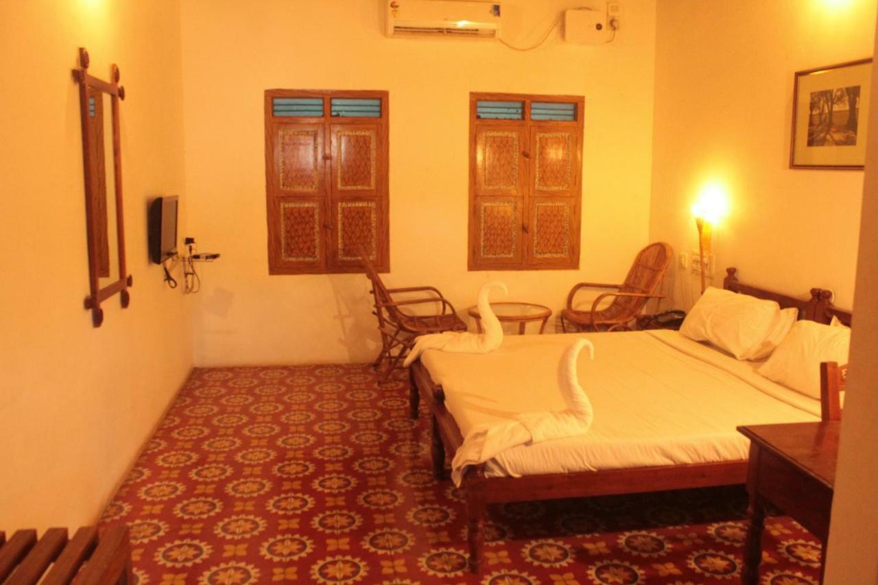 Chettinadu Court- Heritage View Kanadukattan Exterior photo